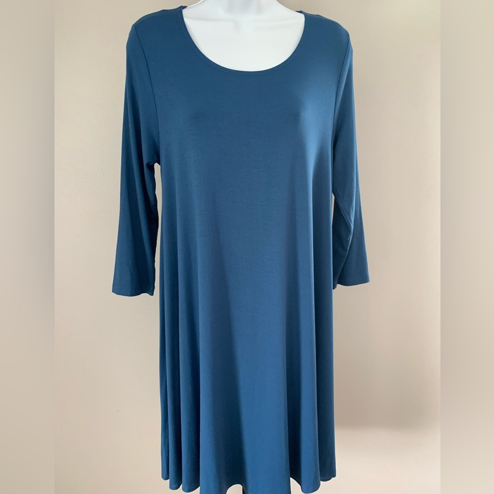 NWT Karen Kane Blue 3/4 Sleeve Dress